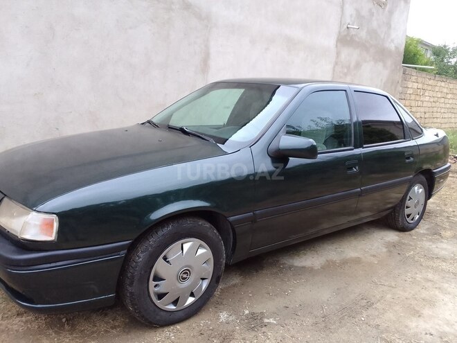 Opel Vectra 1995, 250,000 km - 2.0 l - Sumqayıt