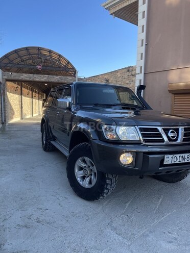 Nissan Patrol 2003, 380,000 km - 3.0 l - Bakı