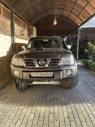 Nissan Patrol 2003, 380,000 km - 3.0 l - Bakı