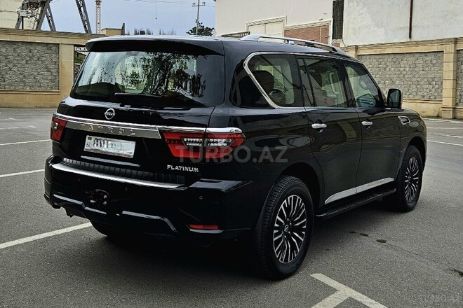 Nissan Patrol 2023, 1,800 km - 4.0 l - Bakı