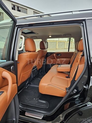 Nissan Patrol 2023, 1,800 km - 4.0 l - Bakı