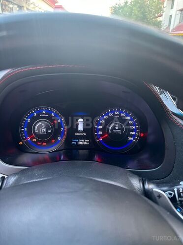 Hyundai i40 2011, 237,000 km - 2.0 l - Bakı