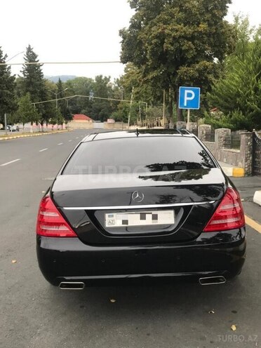 Mercedes S 350 2011, 204,000 km - 3.5 l - Zaqatala