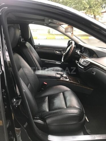 Mercedes S 350 2011, 204,000 km - 3.5 l - Zaqatala