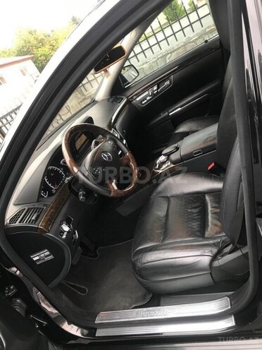 Mercedes S 350 2011, 204,000 km - 3.5 l - Zaqatala