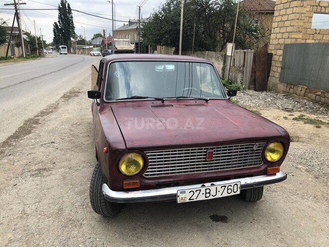 LADA (VAZ) 21011 1984, 85,000 km - 1.3 l - Quba