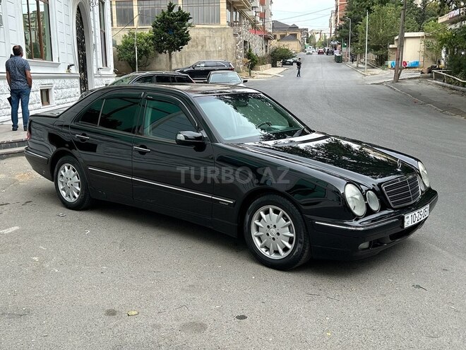 Mercedes E 220 2001, 435,125 km - 2.2 л - Bakı