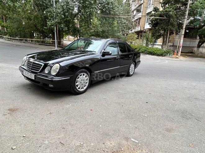 Mercedes E 220 2001, 435,125 km - 2.2 л - Bakı
