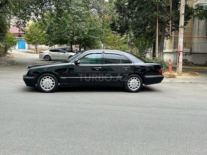 Mercedes E 220 2001, 435,125 km - 2.2 л - Bakı