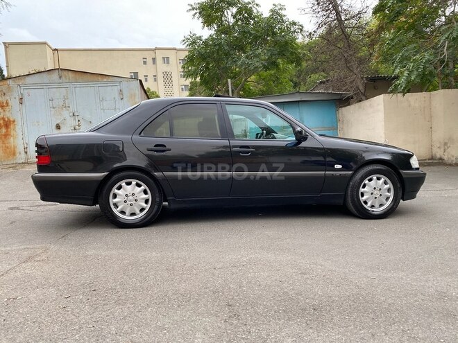 Mercedes C 180 2000, 306,000 km - 1.8 л - Bakı