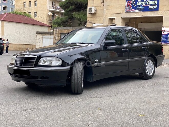 Mercedes C 180 2000, 306,000 km - 1.8 л - Bakı