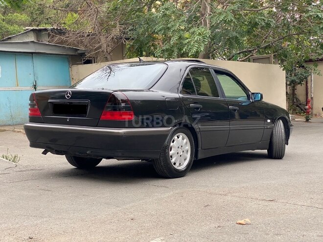 Mercedes C 180 2000, 306,000 km - 1.8 л - Bakı