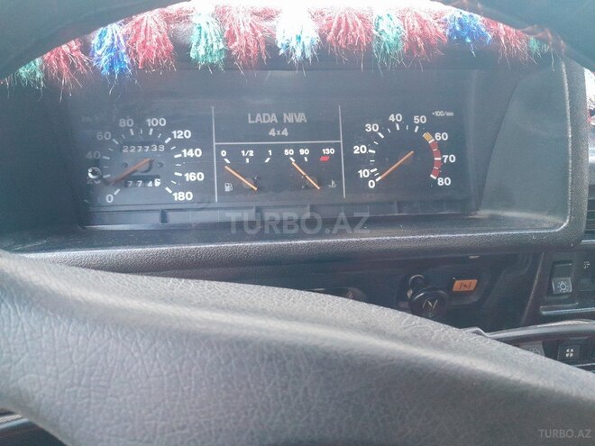 LADA (VAZ) Niva 1998, 22,700 km - 1.7 l - Quba