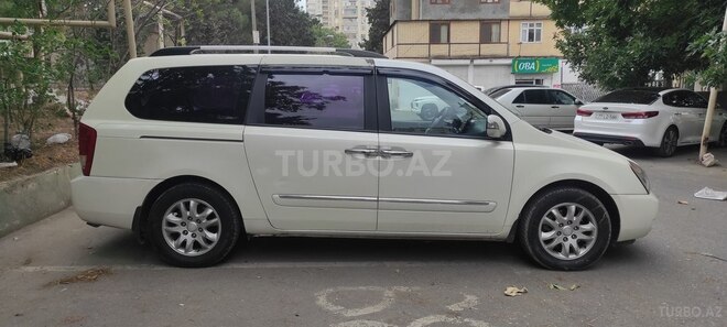 Kia Carnival 2011, 160,000 km - 2.2 l - Bakı