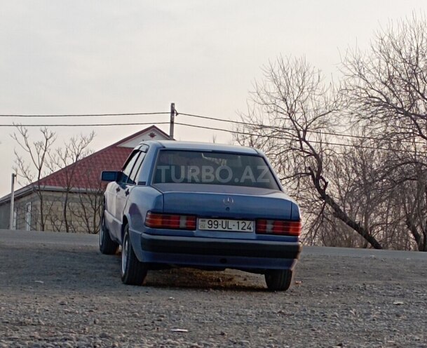 Mercedes 190 1989, 233,250 km - 2.0 л - Saatlı