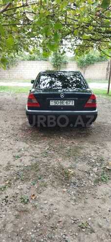 Mercedes C 200 1996, 320,599 km - 2.0 l - Saatlı