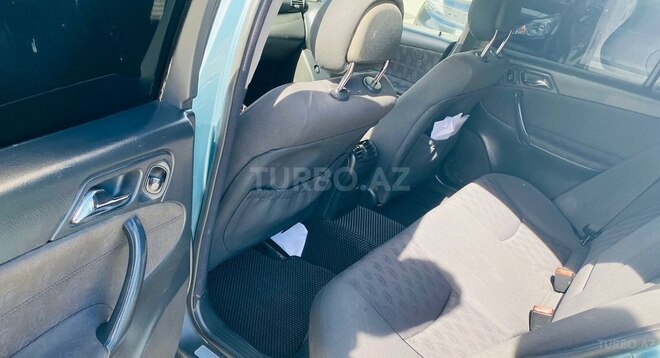 Mercedes C 200 2001, 360,000 km - 2.0 l - Bakı