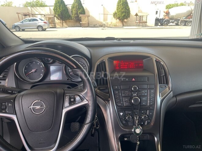 Opel Astra 2010, 167,500 km - 1.4 л - Gəncə