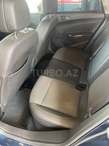 Opel Astra 2010, 167,500 km - 1.4 л - Gəncə