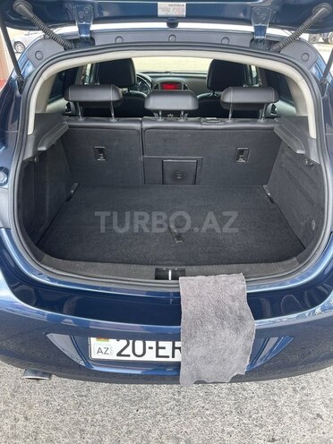 Opel Astra 2010, 167,500 km - 1.4 л - Gəncə