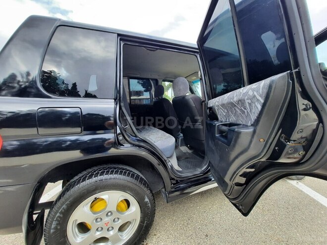 Mitsubishi Pajero io 1999, 325,123 km - 1.8 l - Sumqayıt