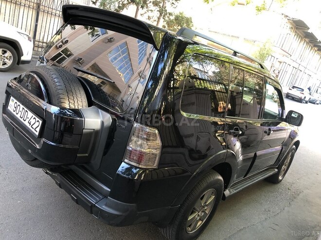 Mitsubishi Pajero 2008, 258,000 km - 3.0 l - Bakı