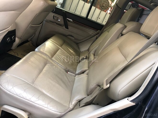 Mitsubishi Pajero 2008, 258,000 km - 3.0 l - Bakı