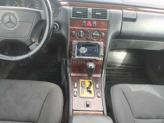 Mercedes E 230 1996, 245,440 km - 2.3 l - Sumqayıt