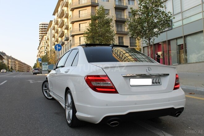 Mercedes C 300 2012, 76,400 km - 3.0 l - Bakı