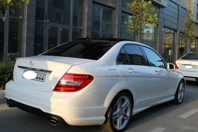 Mercedes C 300 2012, 76,400 km - 3.0 l - Bakı