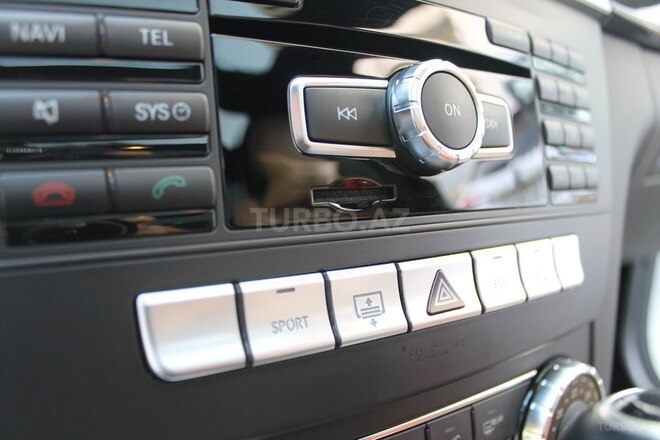 Mercedes C 300 2012, 76,400 km - 3.0 l - Bakı