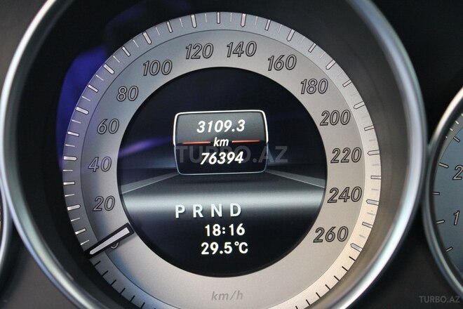 Mercedes C 300 2012, 76,400 km - 3.0 l - Bakı