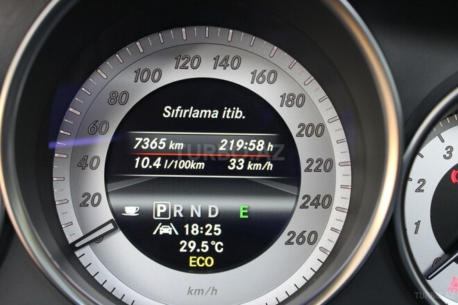 Mercedes C 300 2012, 76,400 km - 3.0 l - Bakı