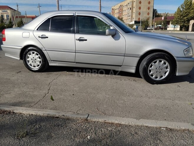 Mercedes C 200 1995, 740,000 km - 2.0 л - Mingəçevir