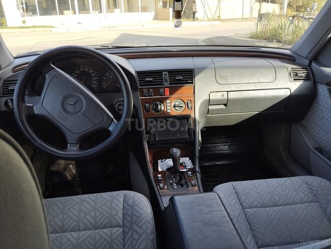 Mercedes C 200 1995, 740,000 km - 2.0 л - Mingəçevir
