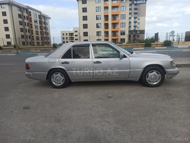 Mercedes E 200 1990, 248,200 km - 2.0 l - Bakı