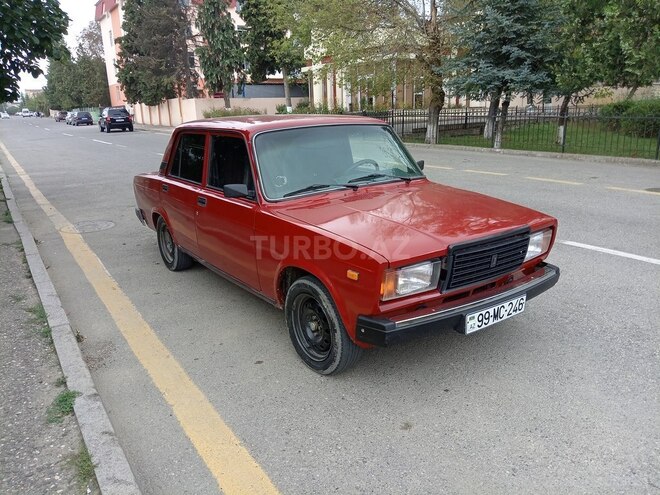 LADA (VAZ) 2107 2007, 30,000 km - 1.6 l - Qusar