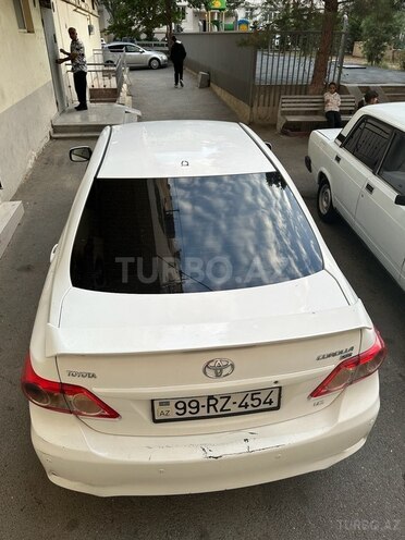 Toyota Corolla 2011, 420,000 km - 1.6 л - Bakı