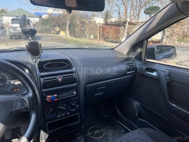 Opel Astra 2000, 405,000 km - 1.6 l - Bərdə