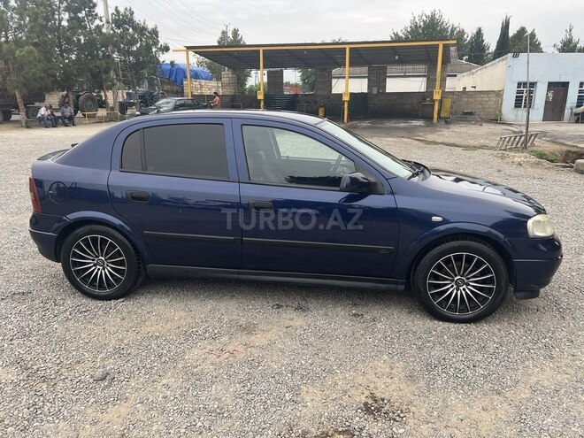 Opel Astra 2000, 405,000 km - 1.6 l - Bərdə