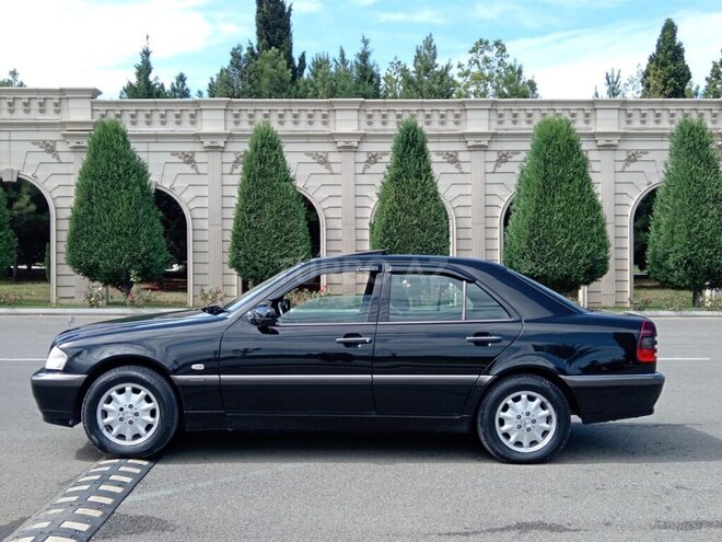 Mercedes C 180 1999, 233,328 km - 1.8 l - Gəncə