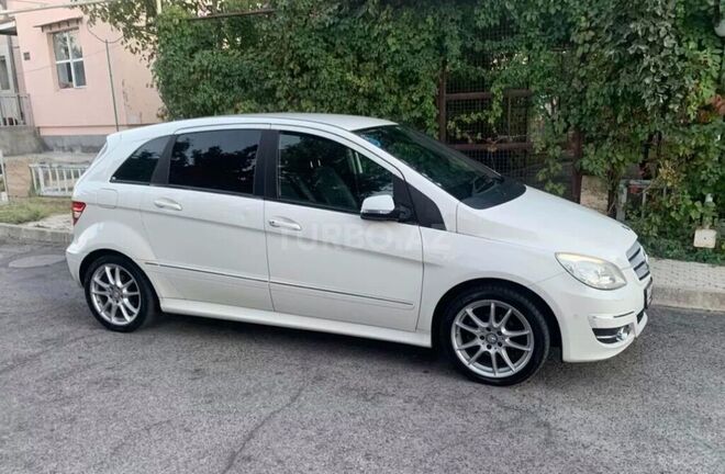 Mercedes B 170 2008, 173,400 km - 1.7 l - Bakı