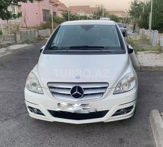 Mercedes B 170 2008, 173,400 km - 1.7 l - Bakı