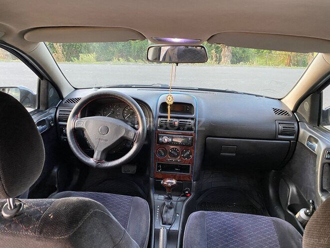 Opel Astra 1999, 212,000 km - 2.0 л - Zaqatala