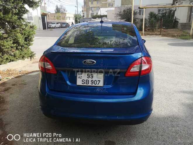 Ford Fiesta 2011, 252,570 km - 1.6 l - Bakı