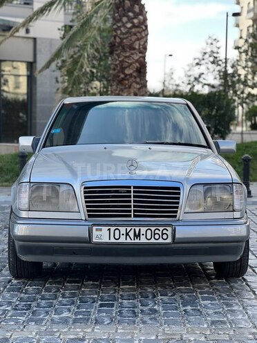 Mercedes E 200 1995, 358,117 km - 2.0 l - Bakı
