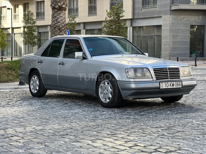 Mercedes E 200 1995, 358,117 km - 2.0 l - Bakı