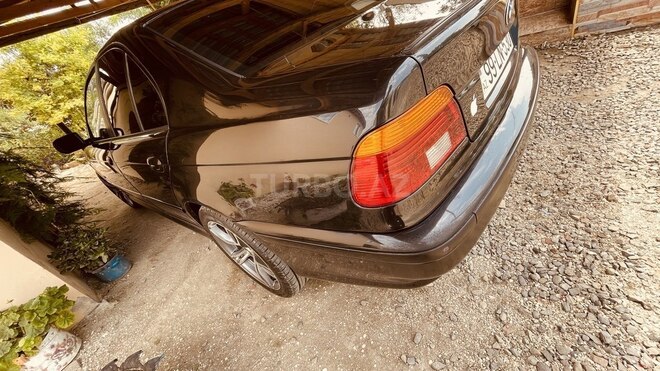 BMW 530 2001, 300,947 km - 3.0 l - Bakı