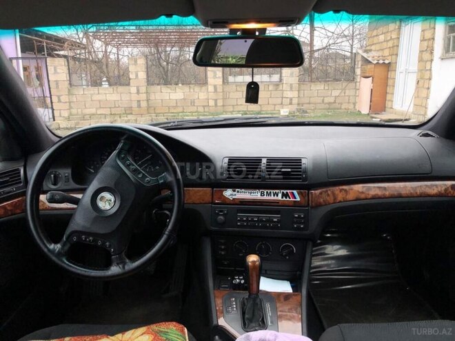 BMW 520 1998, 280,000 km - 2.0 l - Xaçmaz