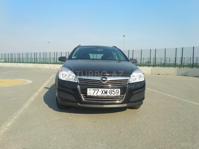 Opel Astra 2009, 125,000 km - 1.4 л - Bakı